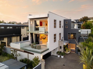 5 Lake Domain Drive, Frankton, Hamilton