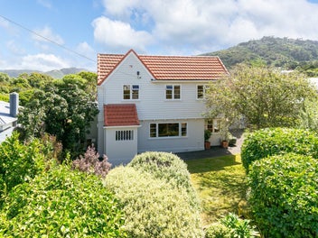4 Nicholson Road, Khandallah, Wellington