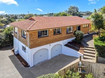 67 O'Halloran Road, Howick, Auckland