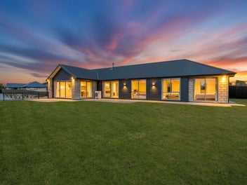 100 Hoffman Court, Waikiwi, Invercargill