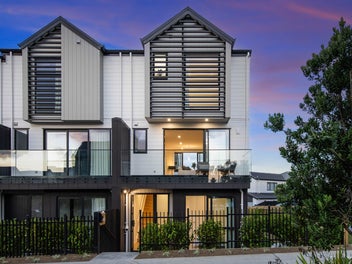 14E Tahingamanu Road, Hobsonville, Auckland