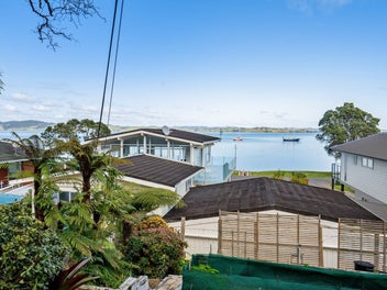 6 Waikaraka Beach Road, Tamaterau, Whangarei