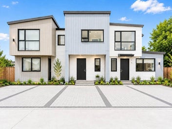 11D Mandarin Place, Half Moon Bay, Auckland