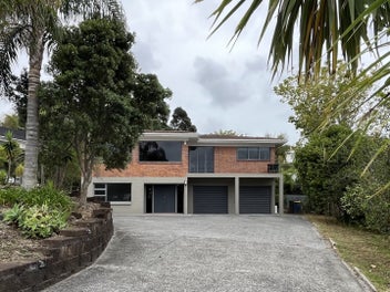5 Anchor Place, Beach Haven, Auckland