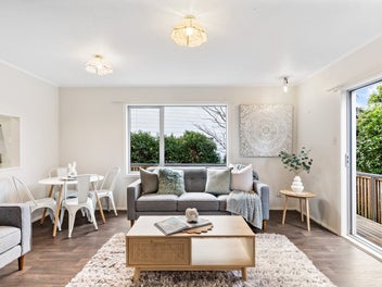 30A Cheltenham Terrace, Newlands, Wellington