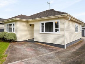 124 Rifle Range Road, Dinsdale, Hamilton