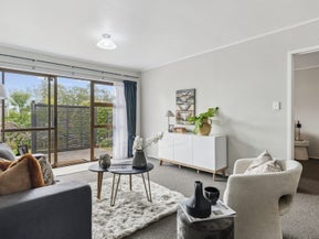 2/14 Menary Street, Papakura, Auckland