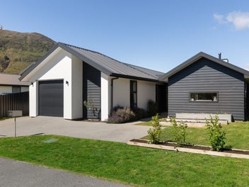 33 Peterley Road, Lower Shotover, Queenstown