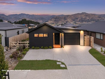 9 Waddell Street, LAKE HAWEA