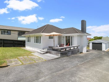 1/232 East Coast Road, Forrest Hill, Auckland