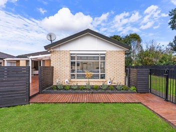 1A Charlenne Close, Ranui, Auckland