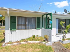 1/81 White Swan Road, Mount Roskill, Auckland