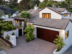 9 Nottingham Place, Northcross, Auckland