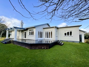 46 Waiwaka Terrace, Strandon, New Plymouth