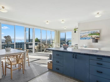 4 Pari Tai Way, HOUGHTON BAY 6023, WELLINGTON