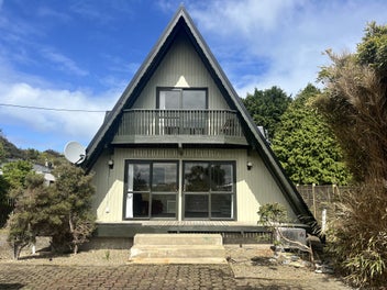 24 Moana Street, Riverton