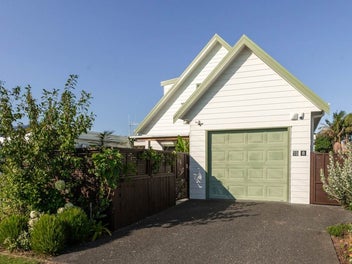 15A Tatai Road, Katikati