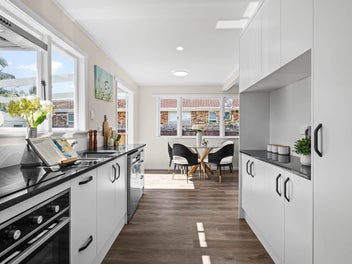 77 Dale Crescent, Pakuranga, Auckland