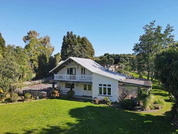 27 Walker Road West, Aongatete