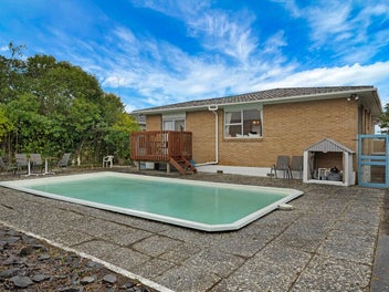 3 Dundas Place, Henderson, Auckland