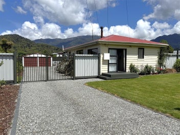38 Brodie Street, Blackball, Greymouth