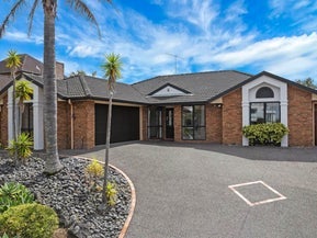 24 St Clair Place, Browns Bay, Auckland