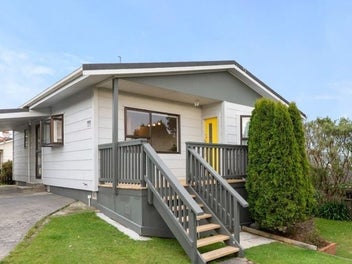 35B Woodridge Drive, Woodridge, Wellington