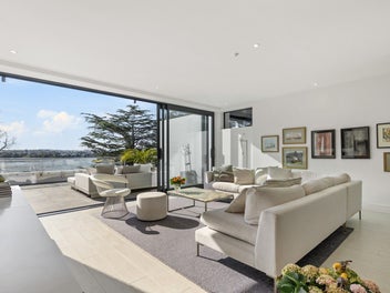 13/258 Hurstmere Road, Takapuna, Auckland