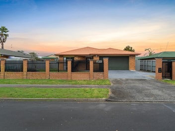 32 Eastland Road, Flat Bush, Auckland