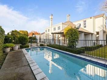 17 Allister Avenue, Merivale, Christchurch