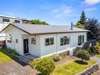 7 Nicolas Place, Judea, Tauranga