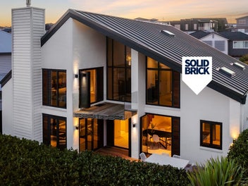 11 Tuatini Place, Long Bay, Auckland