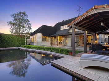 247 Devonport Road, Tauranga, Tauranga