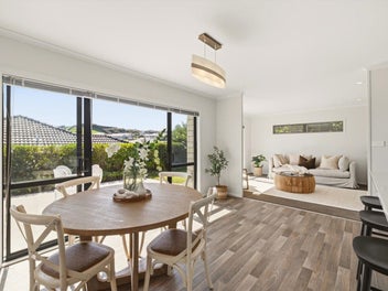 5 Bryan Gallagher Place, Welcome Bay, Tauranga