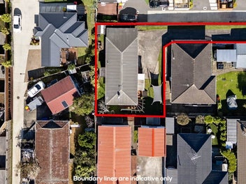 2/136 Moore Street, Howick, Auckland