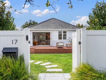 17 Phyllis Street, Mount Albert, Auckland