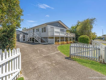 18 Riverside Drive, Waiuku, Waiuku