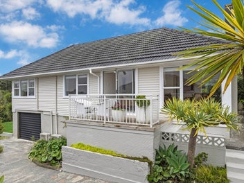 7 Limmer Place, Browns Bay, Auckland