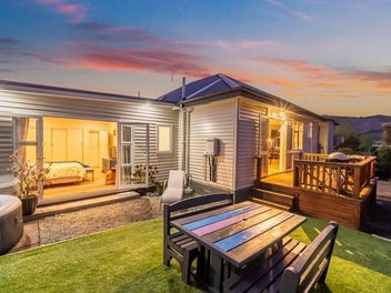 14 Pempsey Street, Silverstream, Upper Hutt