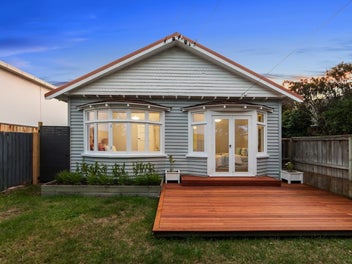 1/166 MAIN ROAD, Redcliffs, Christchurch