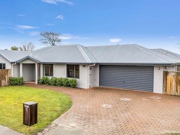 15 Otia Drive, Richmond