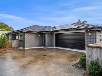 2/1 Roto Street, Westown, New Plymouth