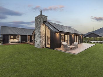 6 Sentinel DR, Lake Hawea