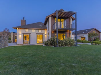 1 Mount Gold Place, Wanaka, Wānaka