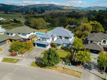 120 Pacific Drive, Fitzherbert, Palmerston North