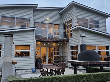 8 Didsbury Grove, Churton Park, Wellington