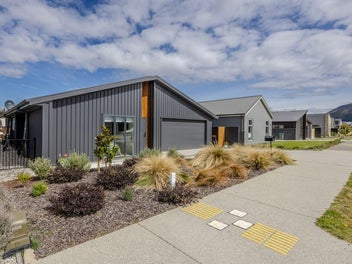 53 Longview Drive, LAKE HAWEA
