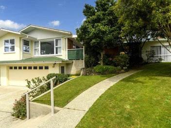 24 Highfield Crescent, Brookfield, Tauranga