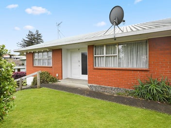 13B Lorraine Place, Glenview, Hamilton