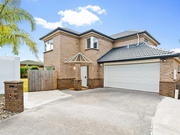 11 Amherst Place, Albany, Auckland